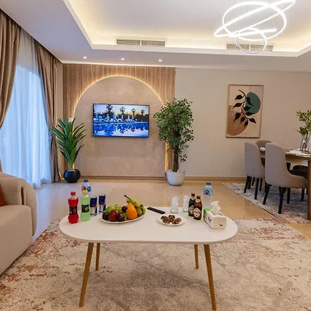 Rich Home 2Br With Garden-3